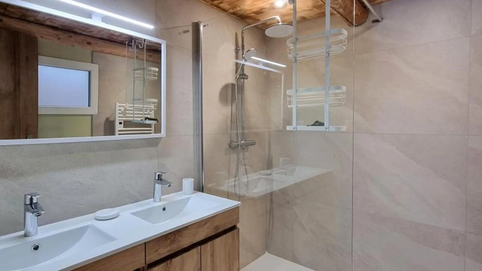Dom wakacyjny Spacieux gîte avec bain nordique et wifi à Usson-en-Forez - FR-1-496-359 Francja
